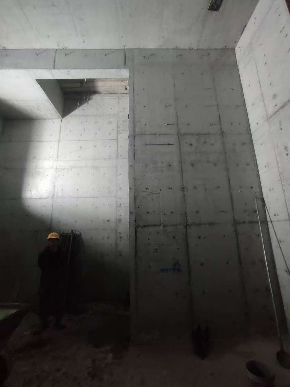 盐源墙上开槽钢筋断了有影响吗